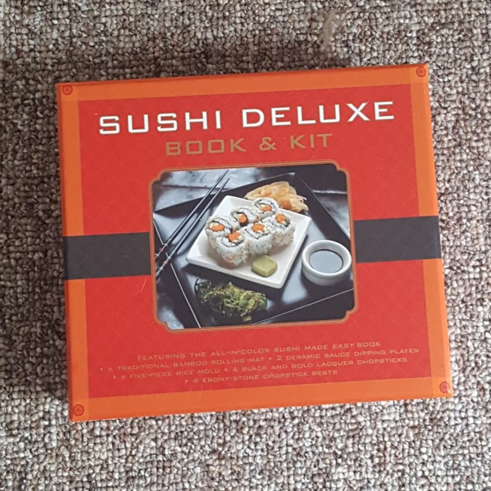 sushi deluxe Book & KIt